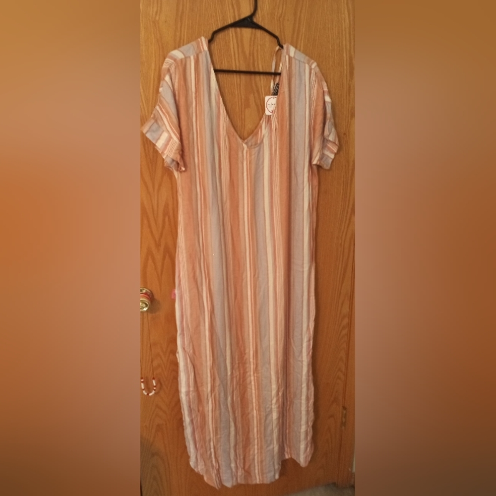 Long length flowy dress sz L